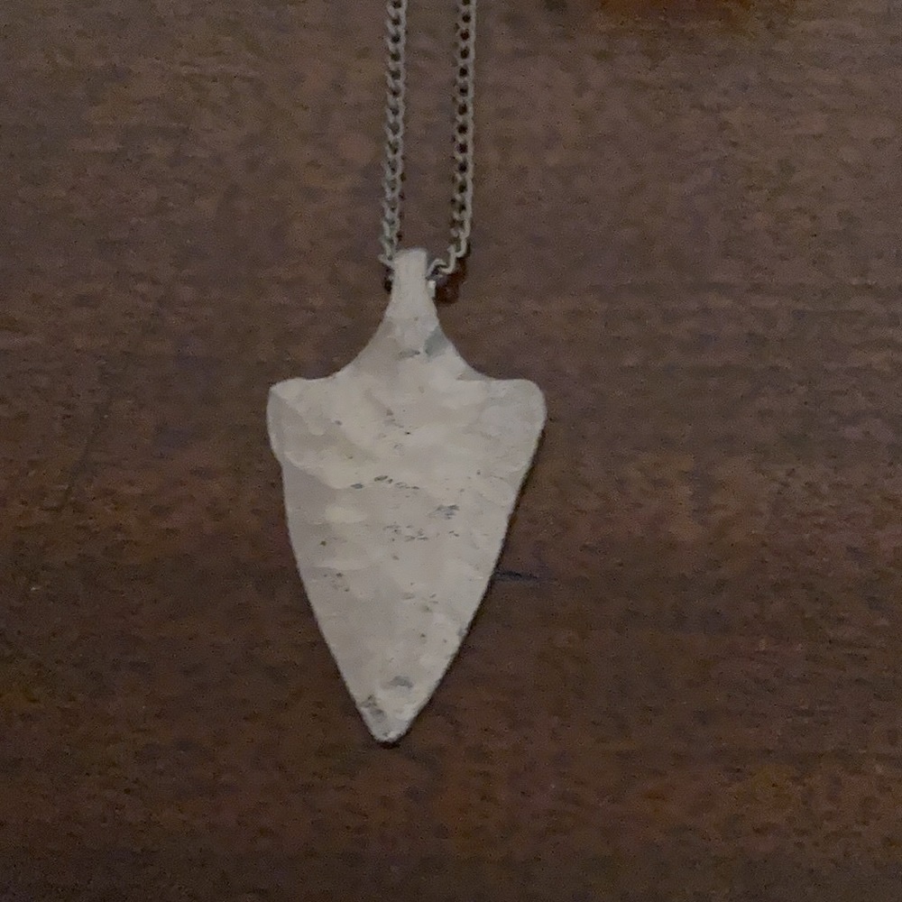 Arrowhead necklace - Picture 2 of 2